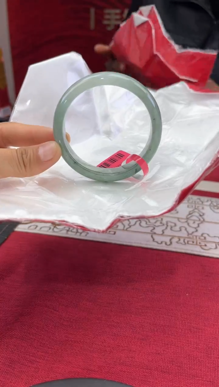 【闪购商品】翡翠手镯未镶嵌翡翠手镯1