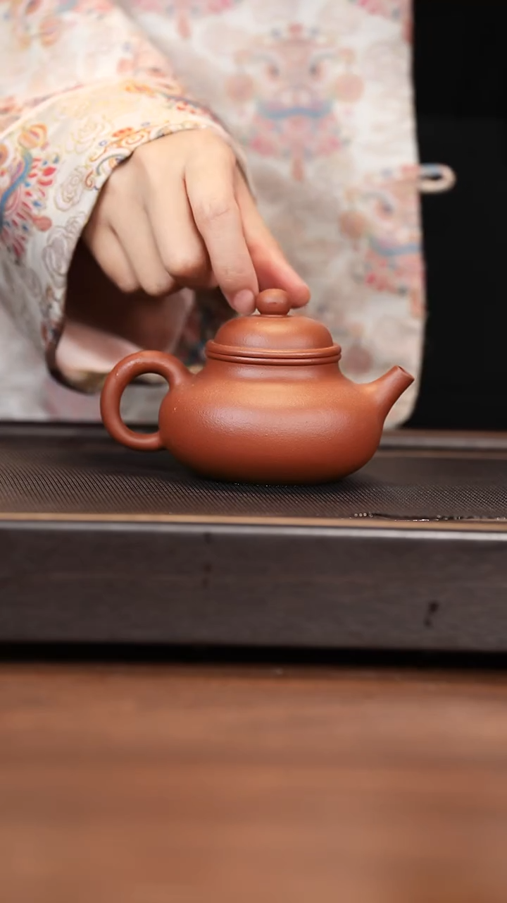 茶壶紫砂月亮紫砂 容天