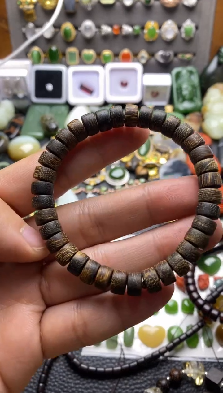 未镶嵌南红玛瑙珠宝半成品子*木质 香手串