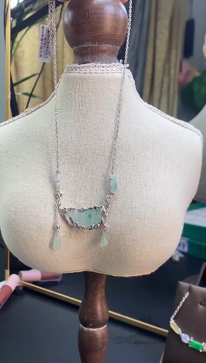 颈饰银S925镶嵌翡翠0437