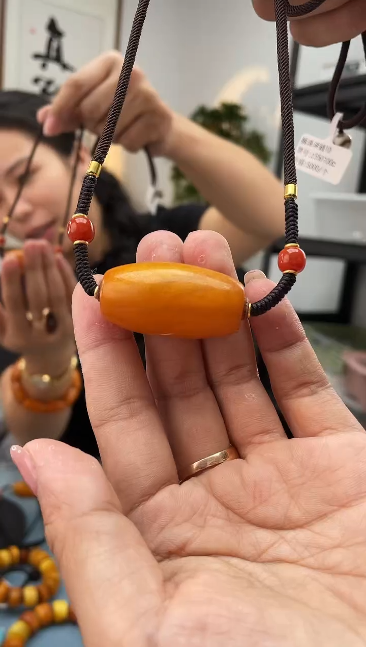 【闪购商品】未镶嵌琥珀珠宝奇石吊坠