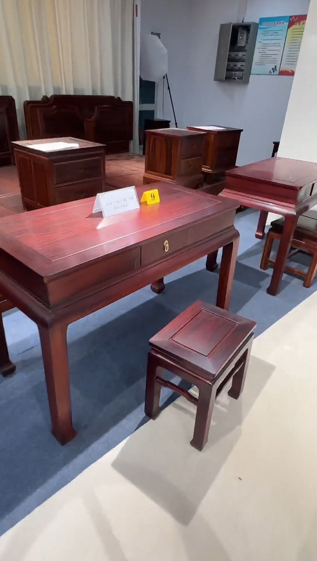 黑酸枝木类书柜用****5138单书桌