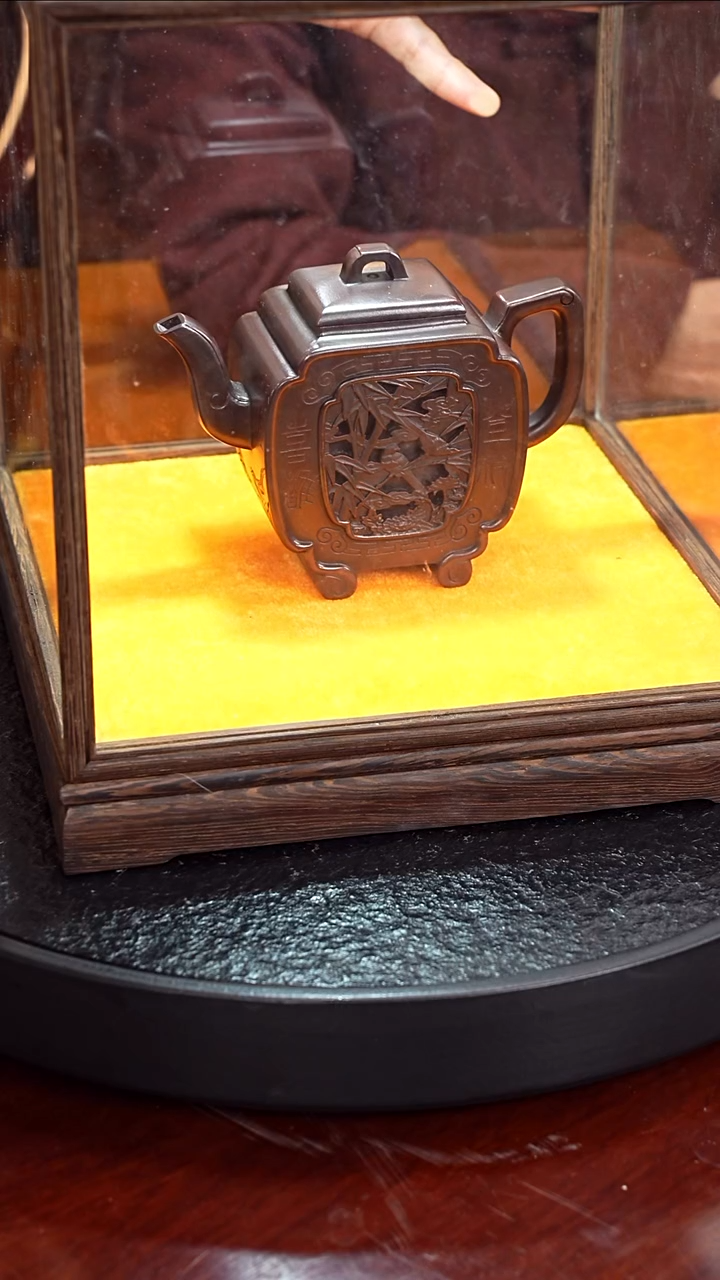 茶壶紫砂朱持平 镂空喜鹊登枝45 可心枣泥320毫升 黄卫民收藏证书