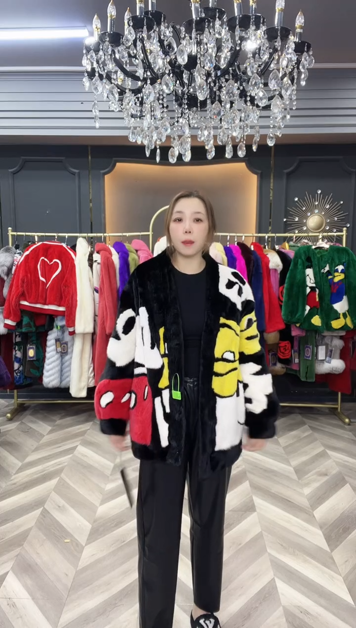 冬季时尚水貂外套