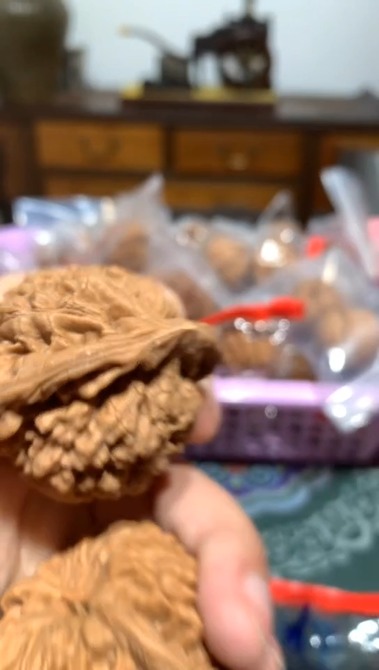 【闪购商品】文玩核桃吊坠官帽核桃