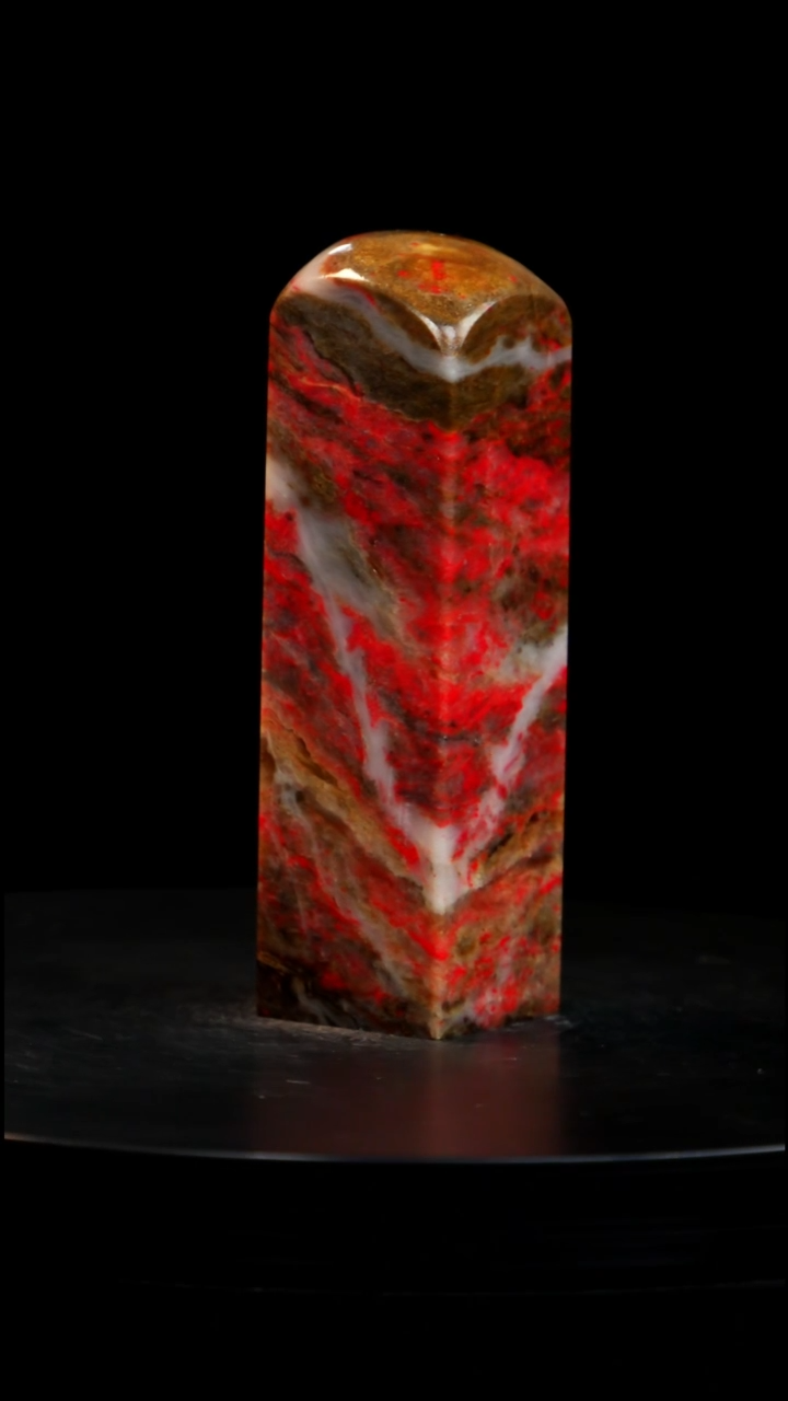 鸡血石刘关张鸡血石