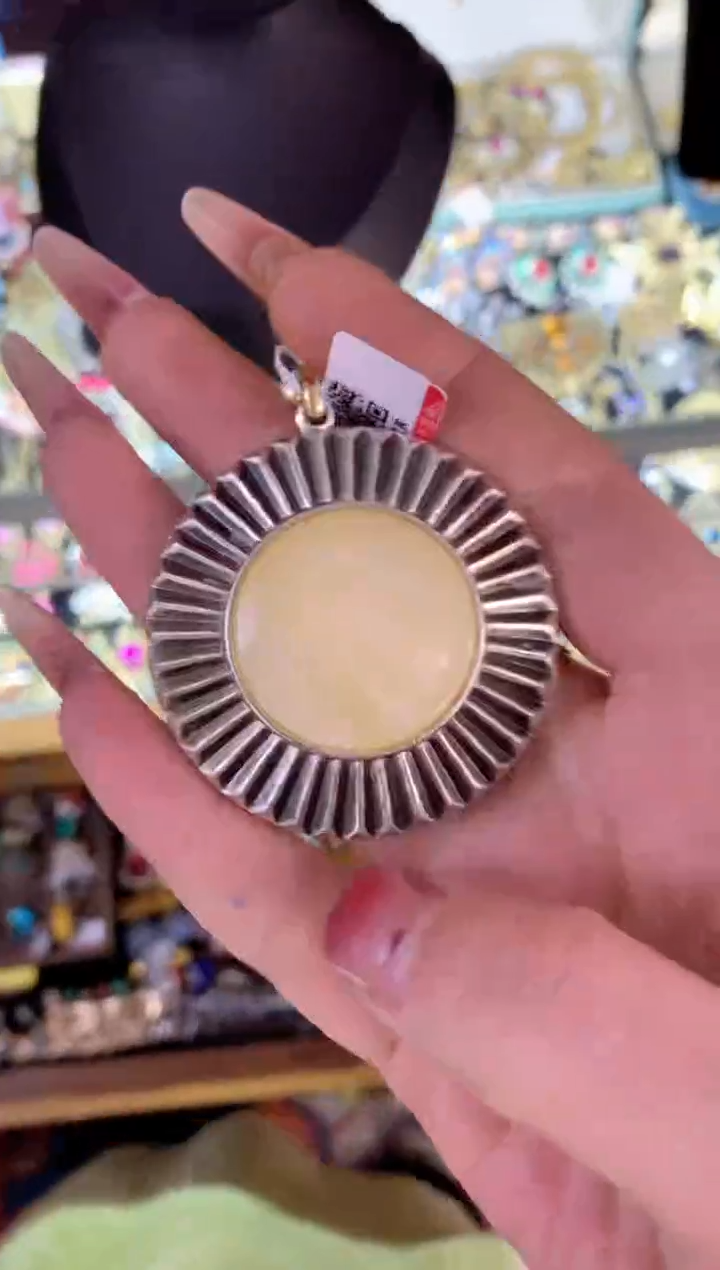 【闪购商品】瓷片楚楚中古珠宝甄选不退换q