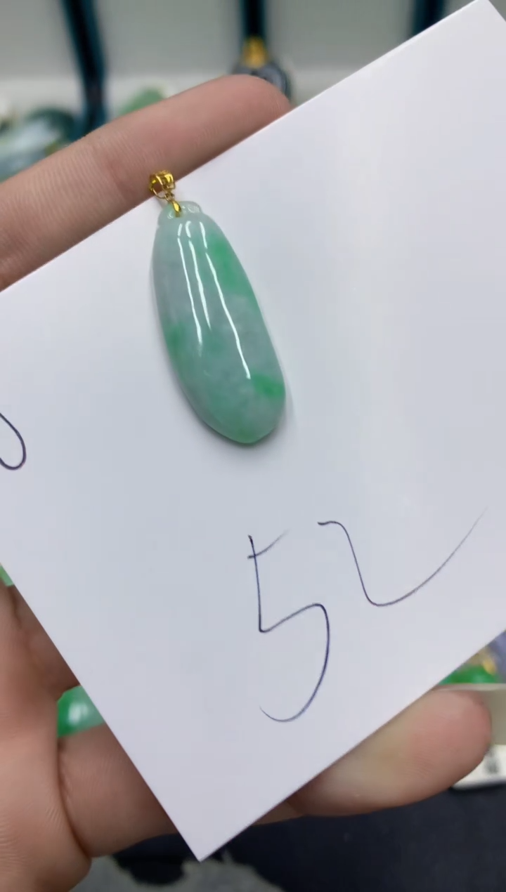 【闪购商品】翡翠颈饰18K金镶嵌翡翠