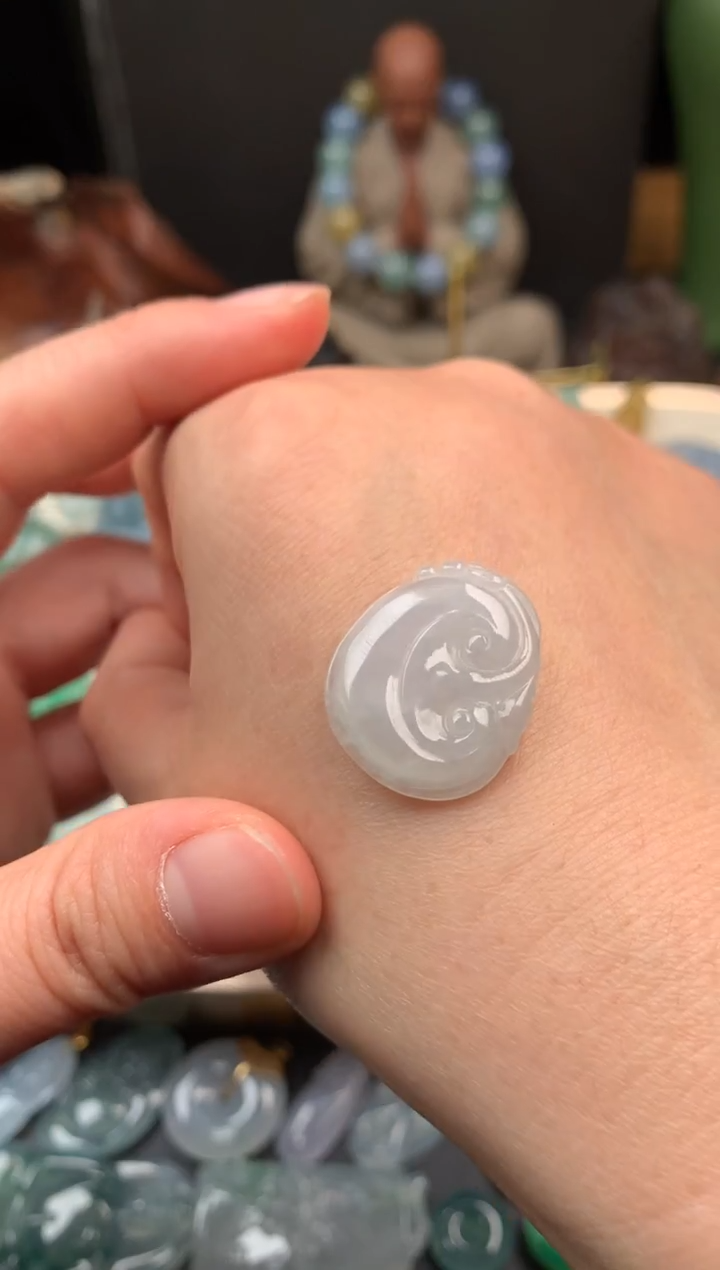 吊坠(不含链)未镶嵌翡翠如意