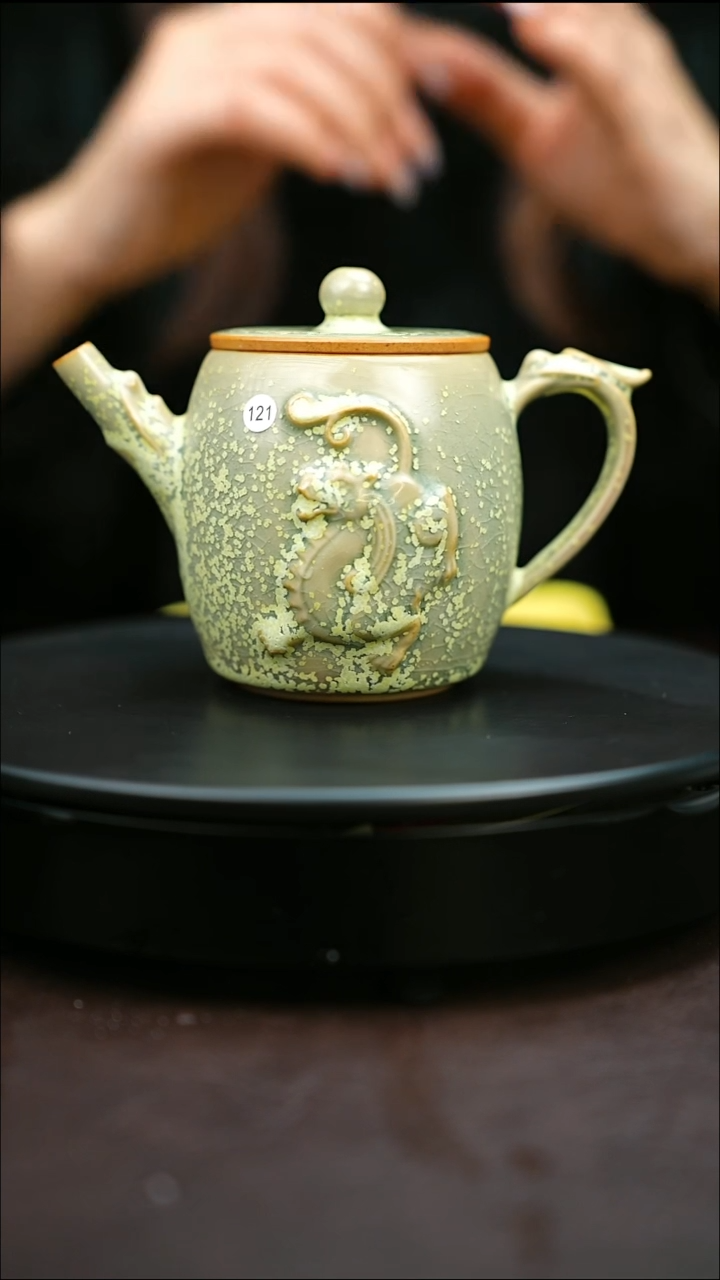 121#原矿钧瓷炉钧釉卧虎藏龙壶