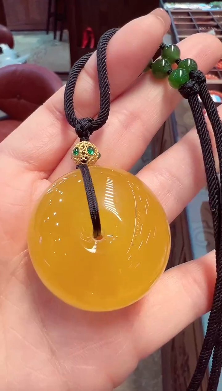 【闪购商品】蜜蜡吊坠(不含链)未镶嵌蜜蜡吊坠