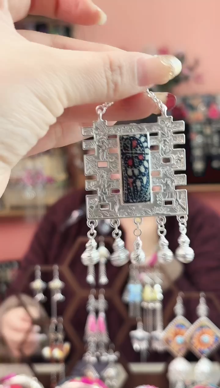 艺枝独绣手工饰品105