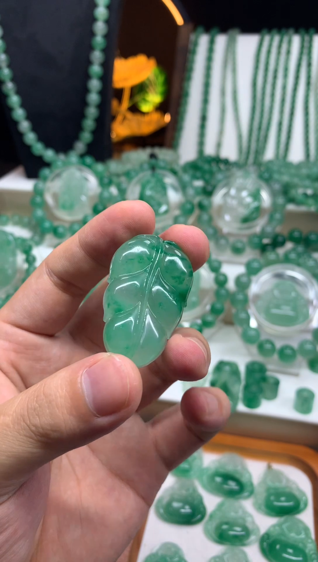 石英质玉（非洲翠）未镶嵌吊坠(不含链)金枝玉叶