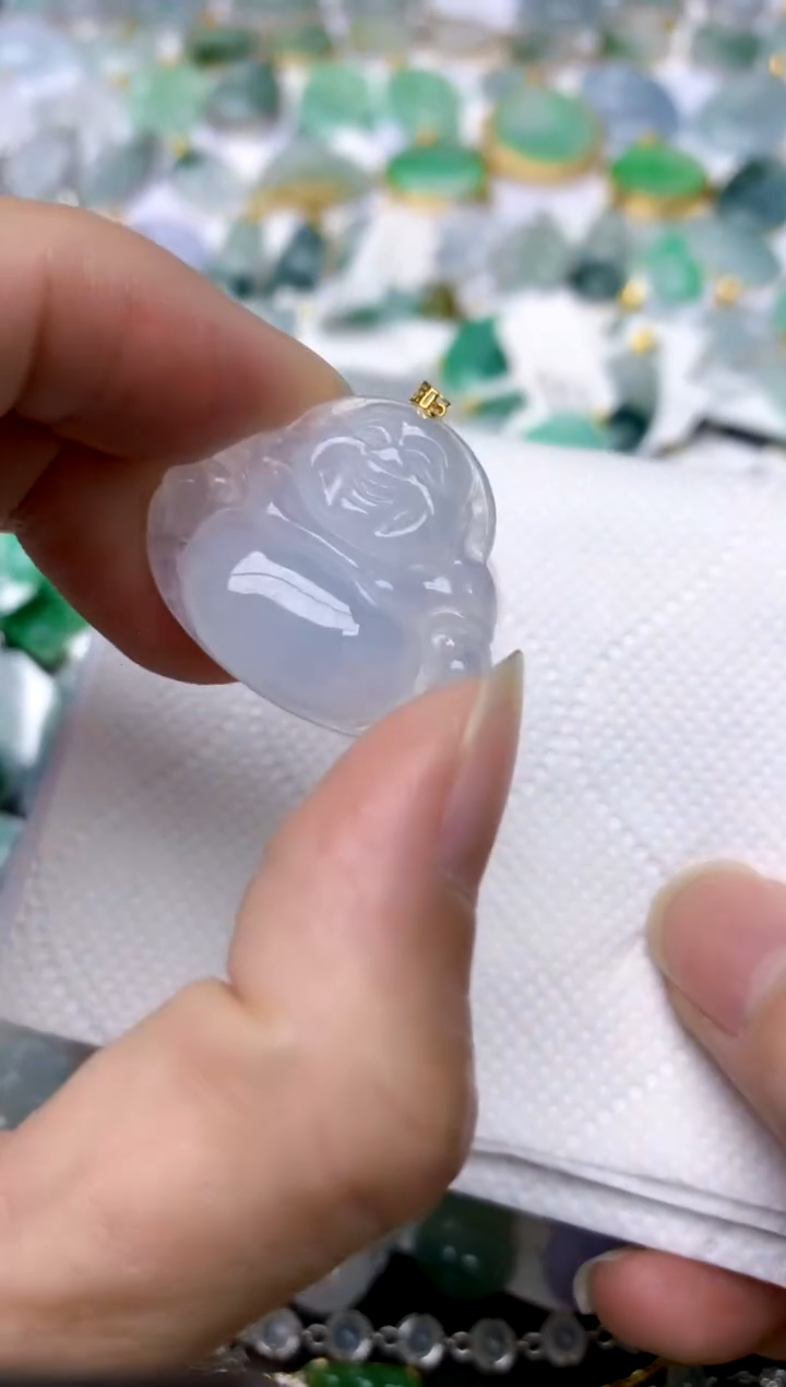 颈饰18K金镶嵌翡翠天然A货翡翠