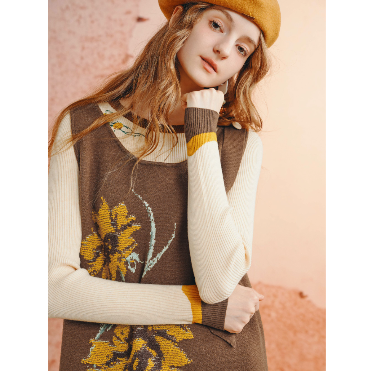 两三事梵高文艺浪野之秋绣花拼色打底针织衫S25QZZ345