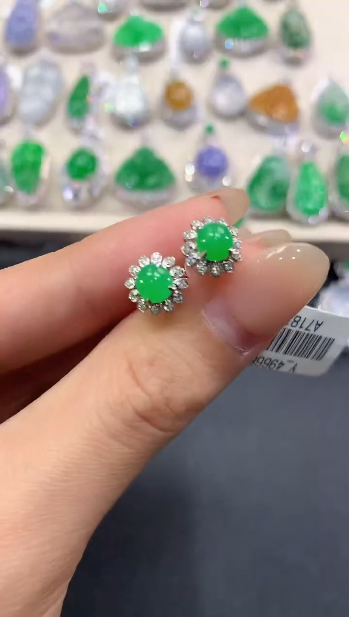 【闪购商品】翡翠耳饰18K金镶嵌a104      