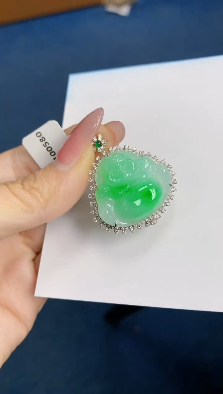 【闪购商品】翡翠挂件18K金镶嵌67天然翡翠A货