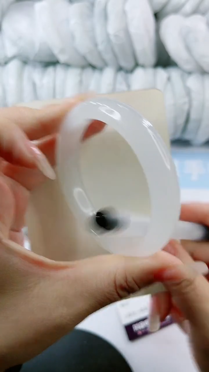 【闪购商品】石英质玉手镯未镶嵌0112228032-