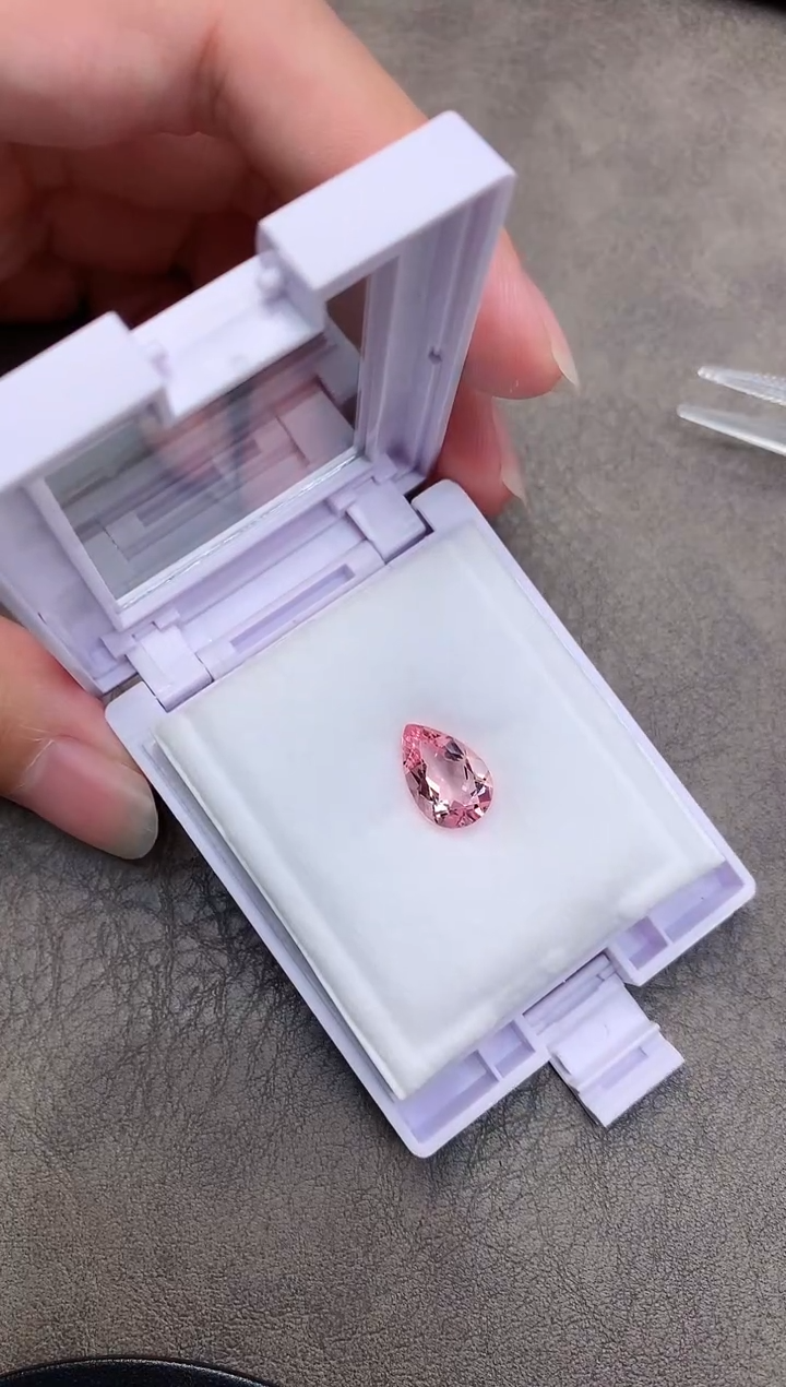 【闪购商品】绿柱石（摩根石）裸石未镶嵌3.45ct 水滴 EXX