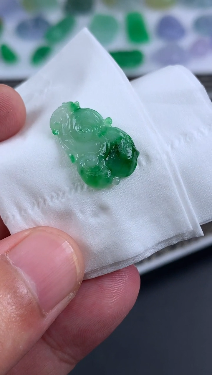 【闪购商品】定制翡翠未镶嵌翡翠