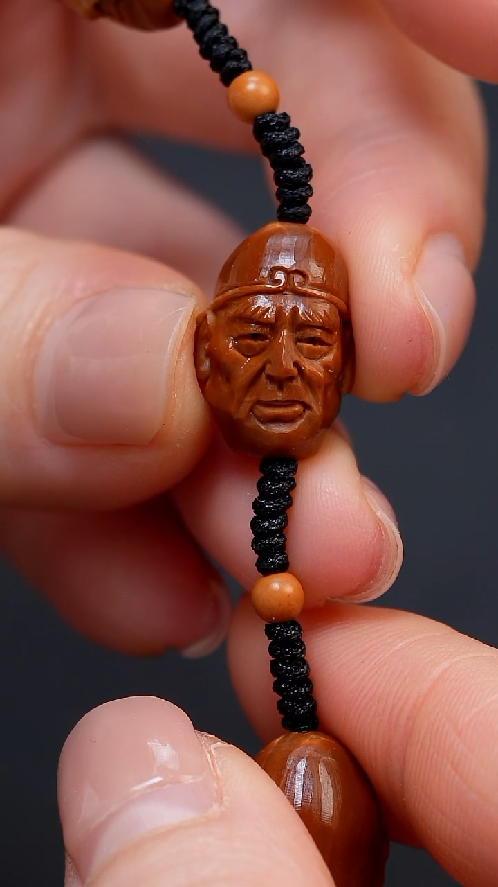 【闪购商品】橄榄核手串罗汉脖挂