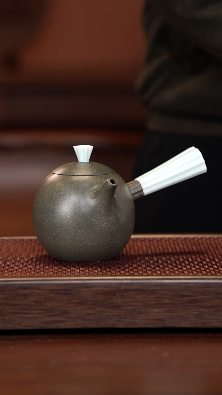 茶壶紫砂同****修徐壶记精品