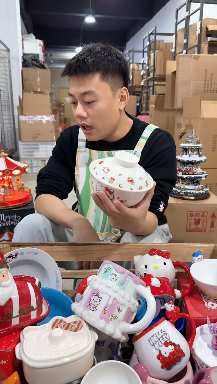 瓷片原盒kt猫带盖泡面碗