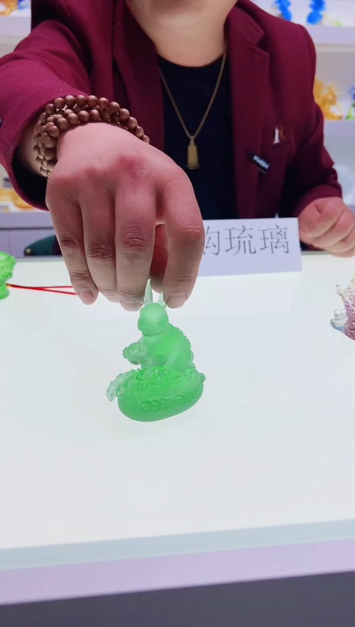 【闪购商品】泥塑古法琉璃兔子摆件