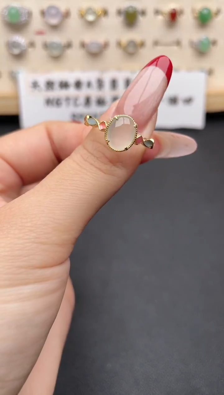 【闪购商品】翡翠戒指银S925镶嵌一物一证一礼盒