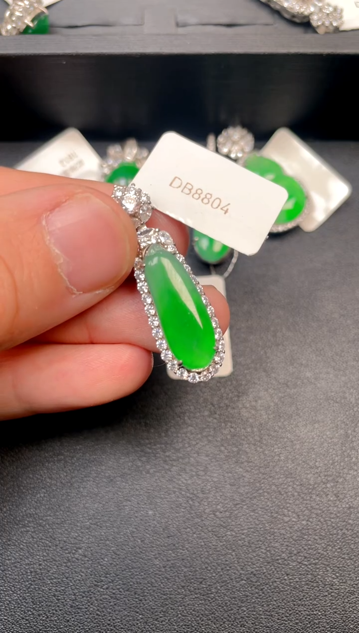 吊坠(不含链)银S925镶嵌翡翠DZ 