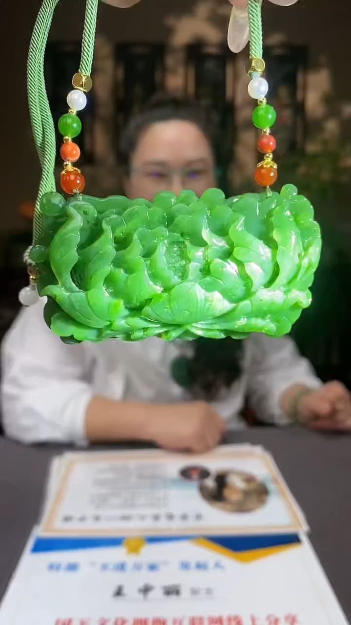 和田玉未镶嵌颈饰C887