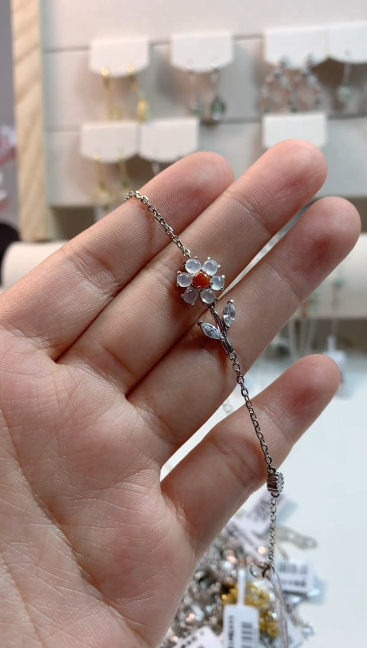 银S925镶嵌翡翠手链1还哦