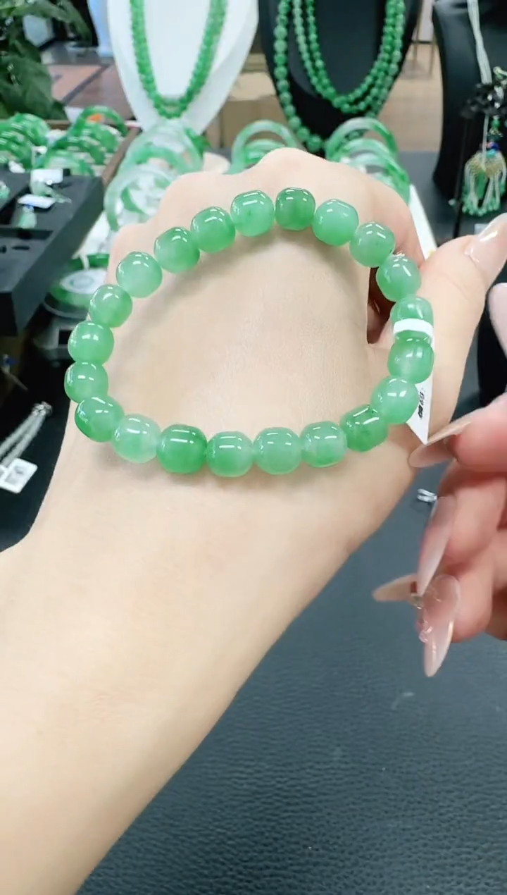 未镶嵌1石英质玉（非洲翠）/4080