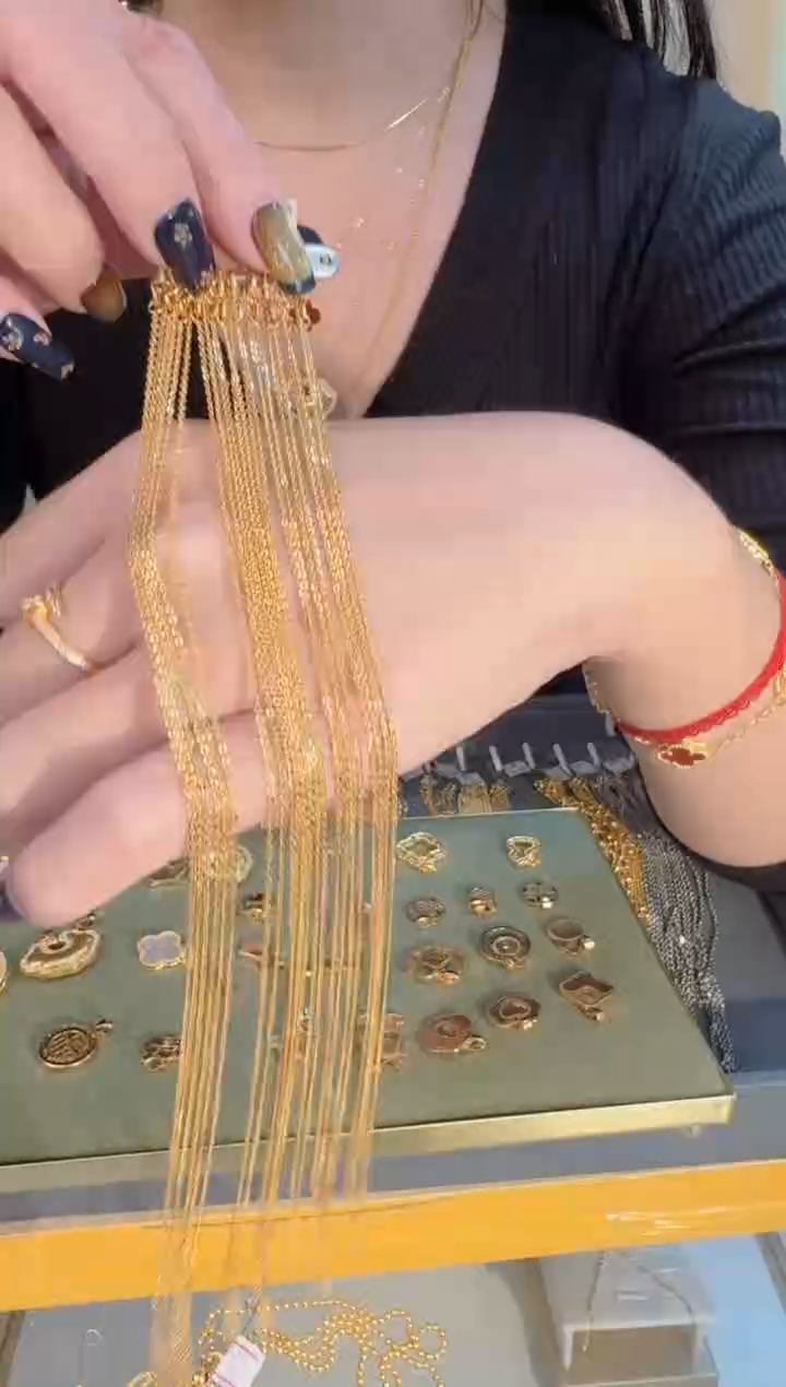 福利45cm固定闪o链1.08g（多样性发货）