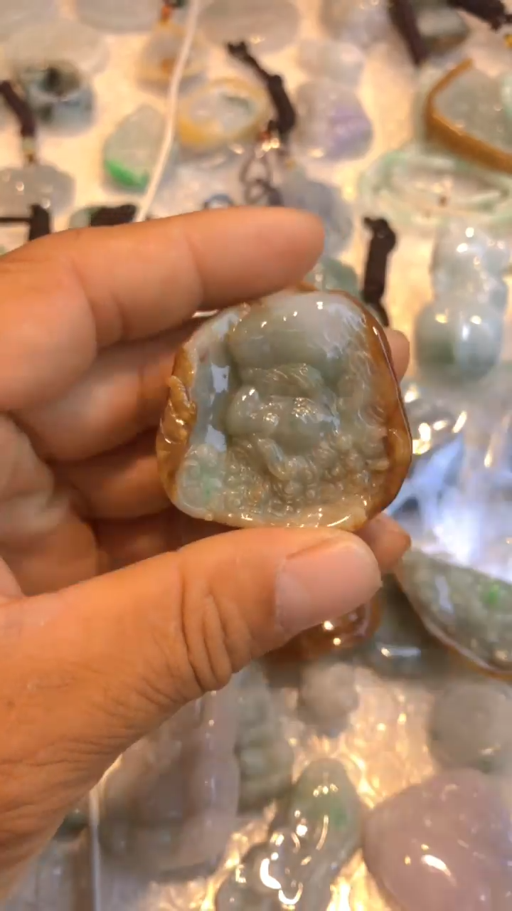 【闪购商品】翡翠吊坠(不含链)未镶嵌达摩