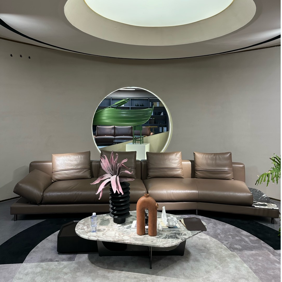 百驰系列FL389直排头层牛皮沙发3750*1020*800