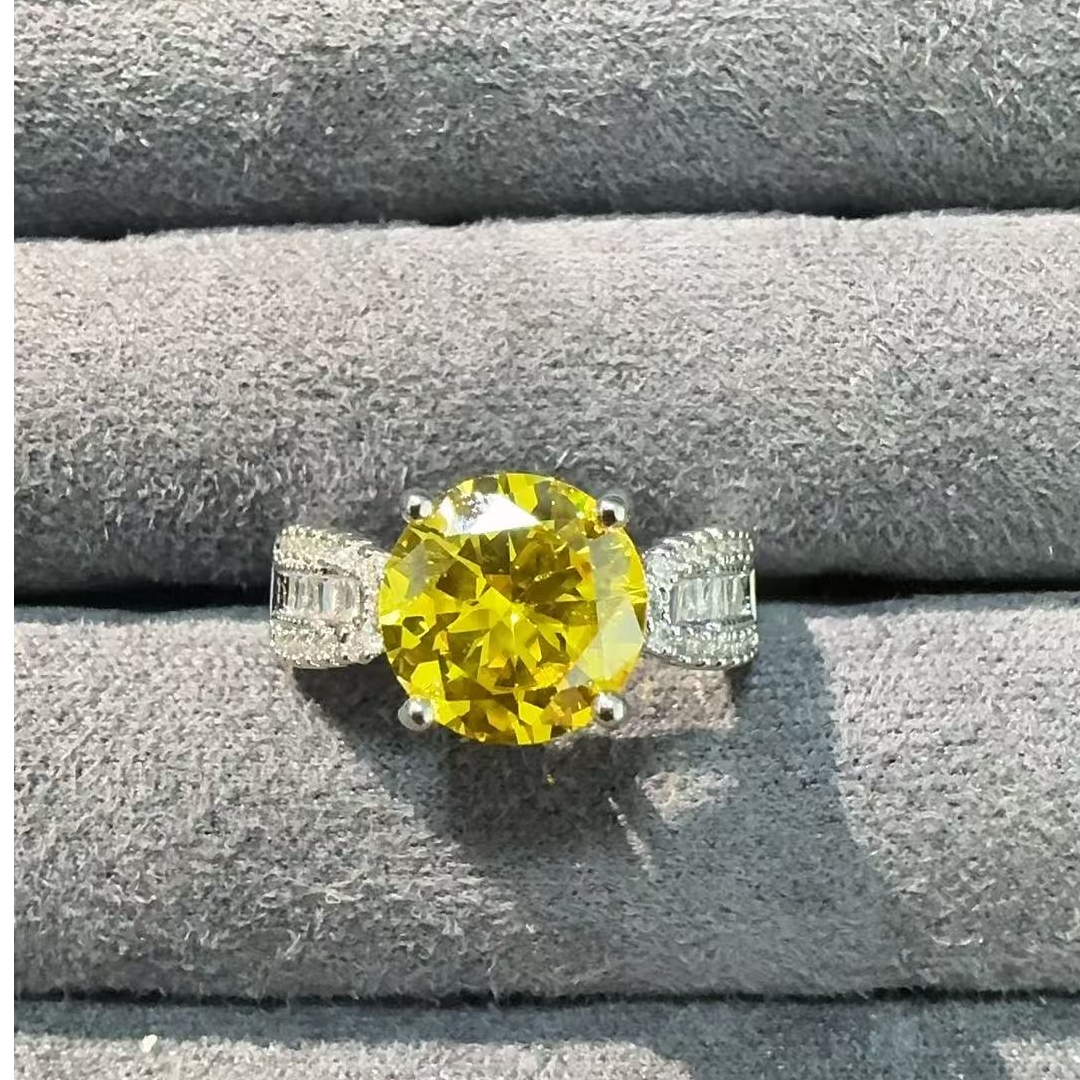 戒指   福玺甄选黄圆白戒指8077