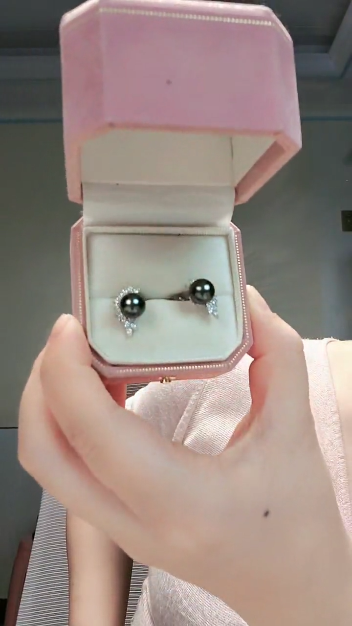 【闪购商品】海水珍珠耳饰银S925镶嵌大溪地天使之翼耳环