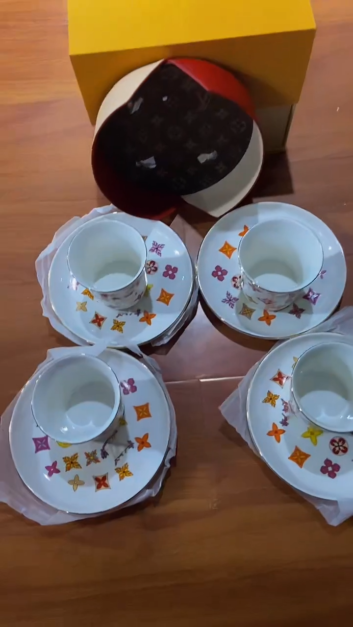 【闪购商品】鸿辉家品牌瓷器，京东包邮！