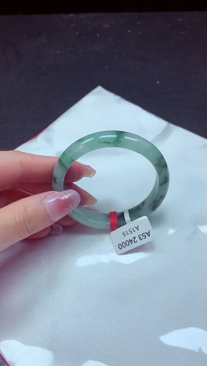 【闪购商品】翡翠手镯未镶嵌镯子54+