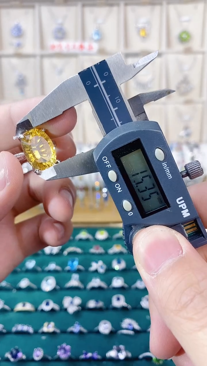 【闪购商品】黄晶戒指银S925镶嵌带证书