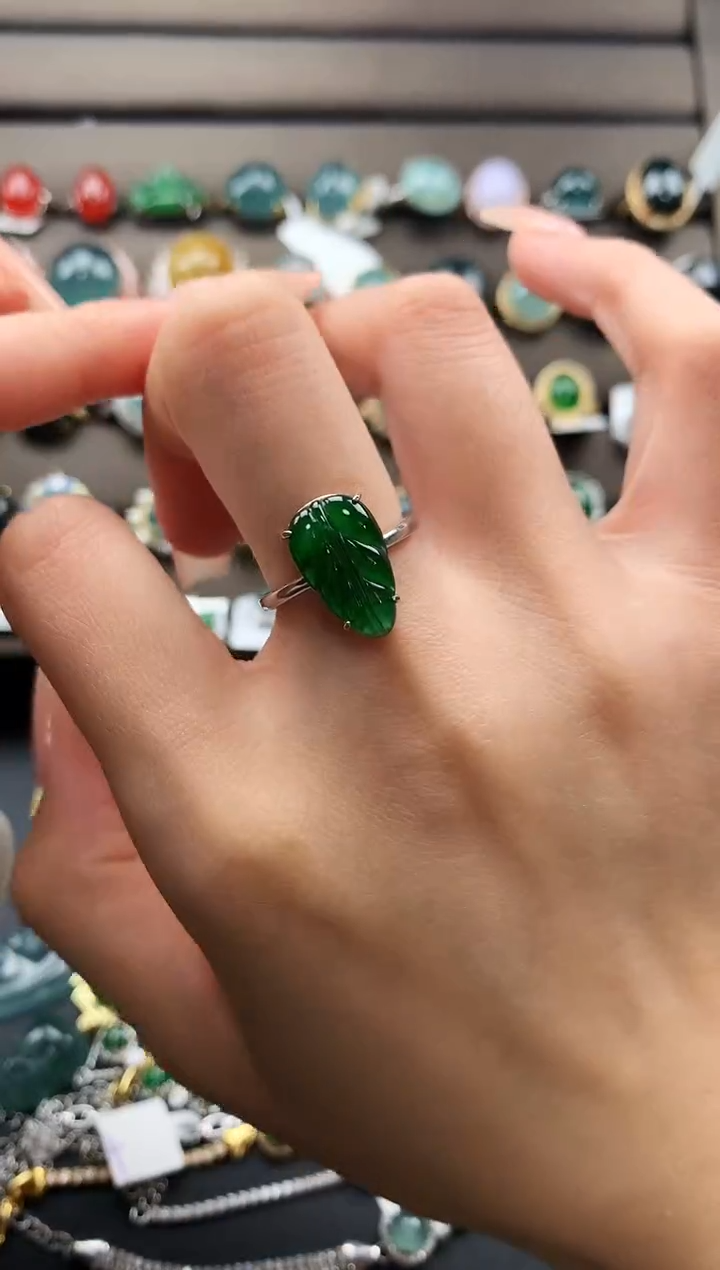 【闪购商品】翡翠戒指银S925镶嵌326534