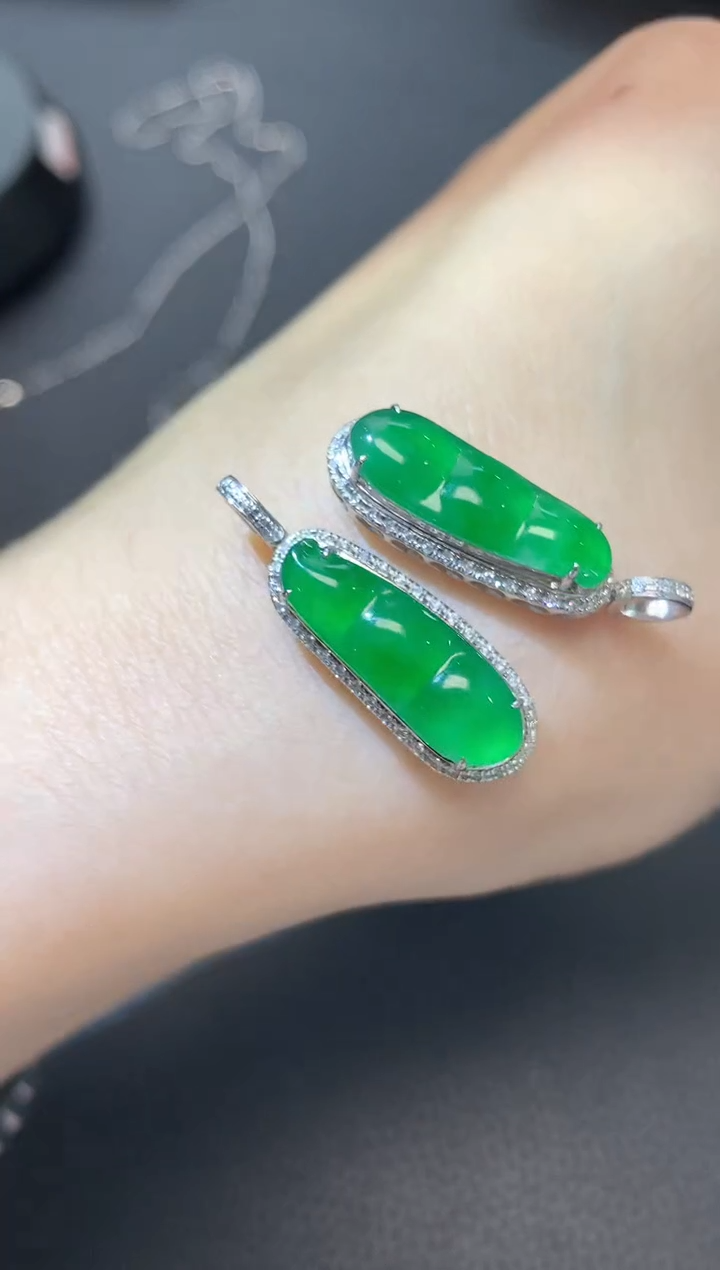 翡翠18K金镶嵌吊坠(不含链)A10 多样性发一件