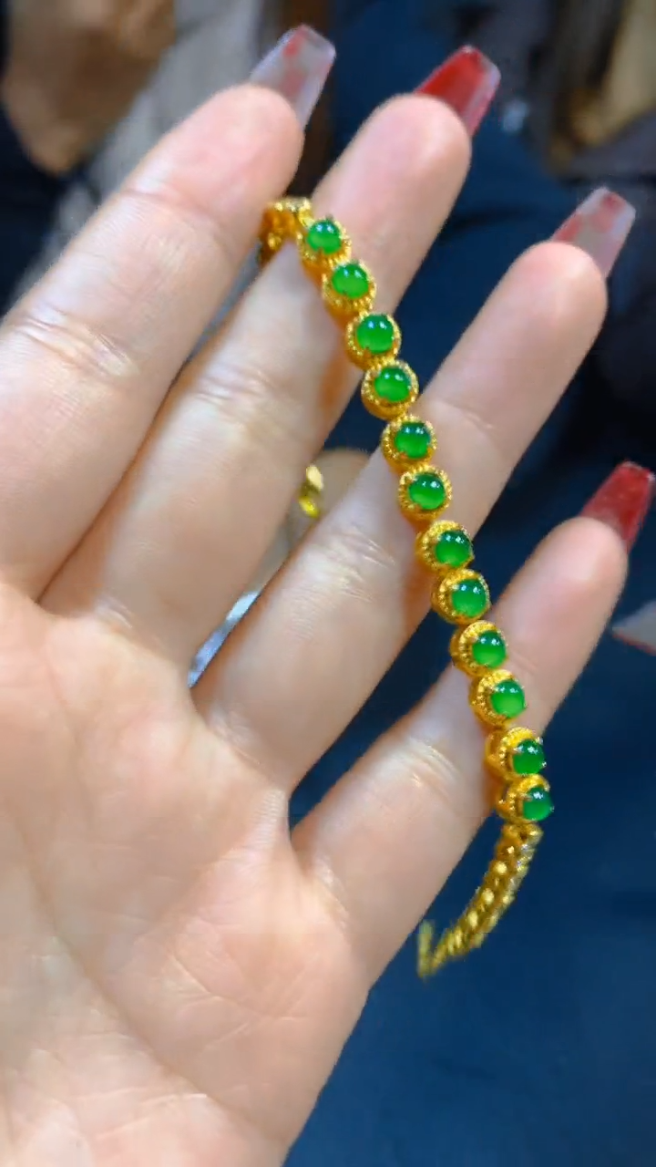 【闪购商品】翡翠手链未镶嵌0531704027多样性发一