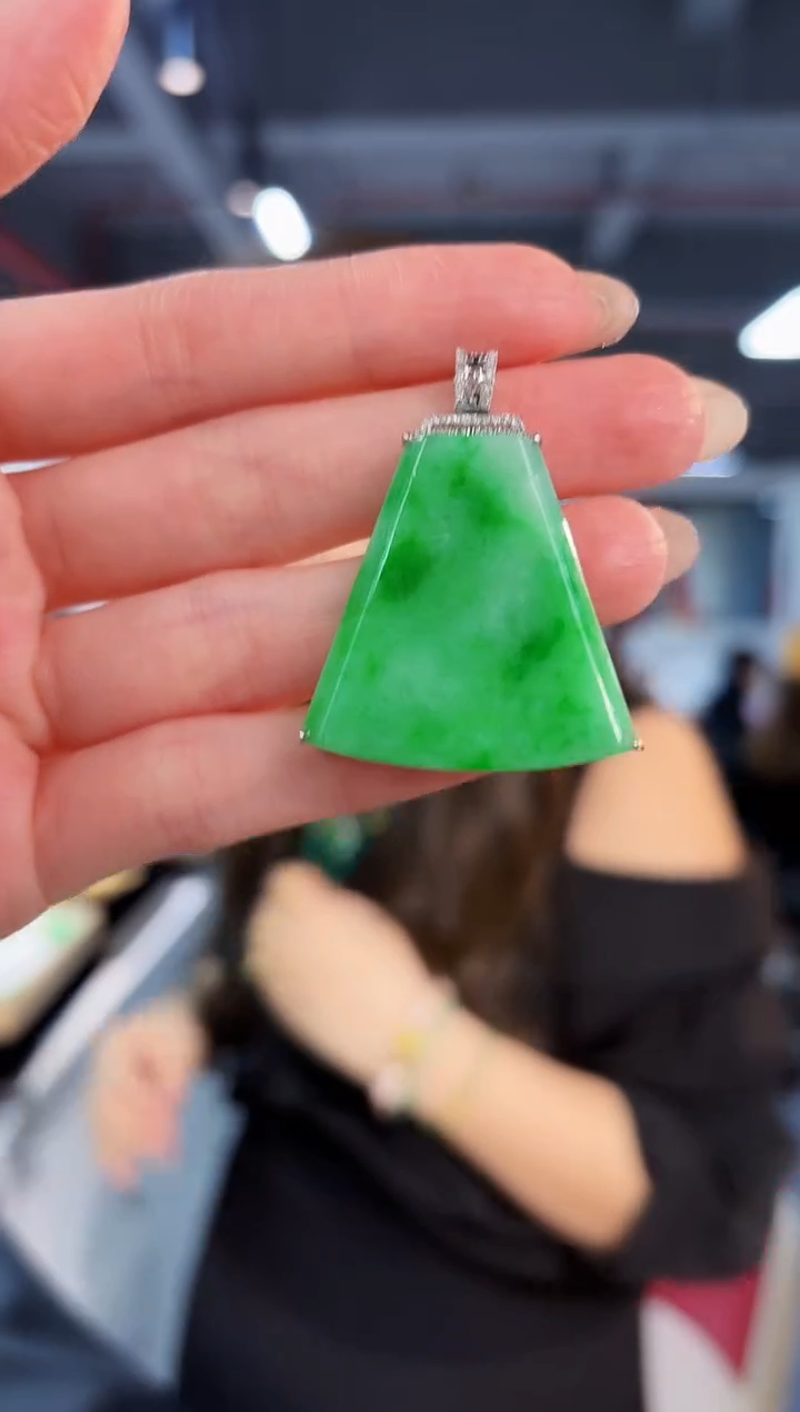 【闪购商品】翡翠颈饰18K金镶嵌缅料A货/支持复检/一件