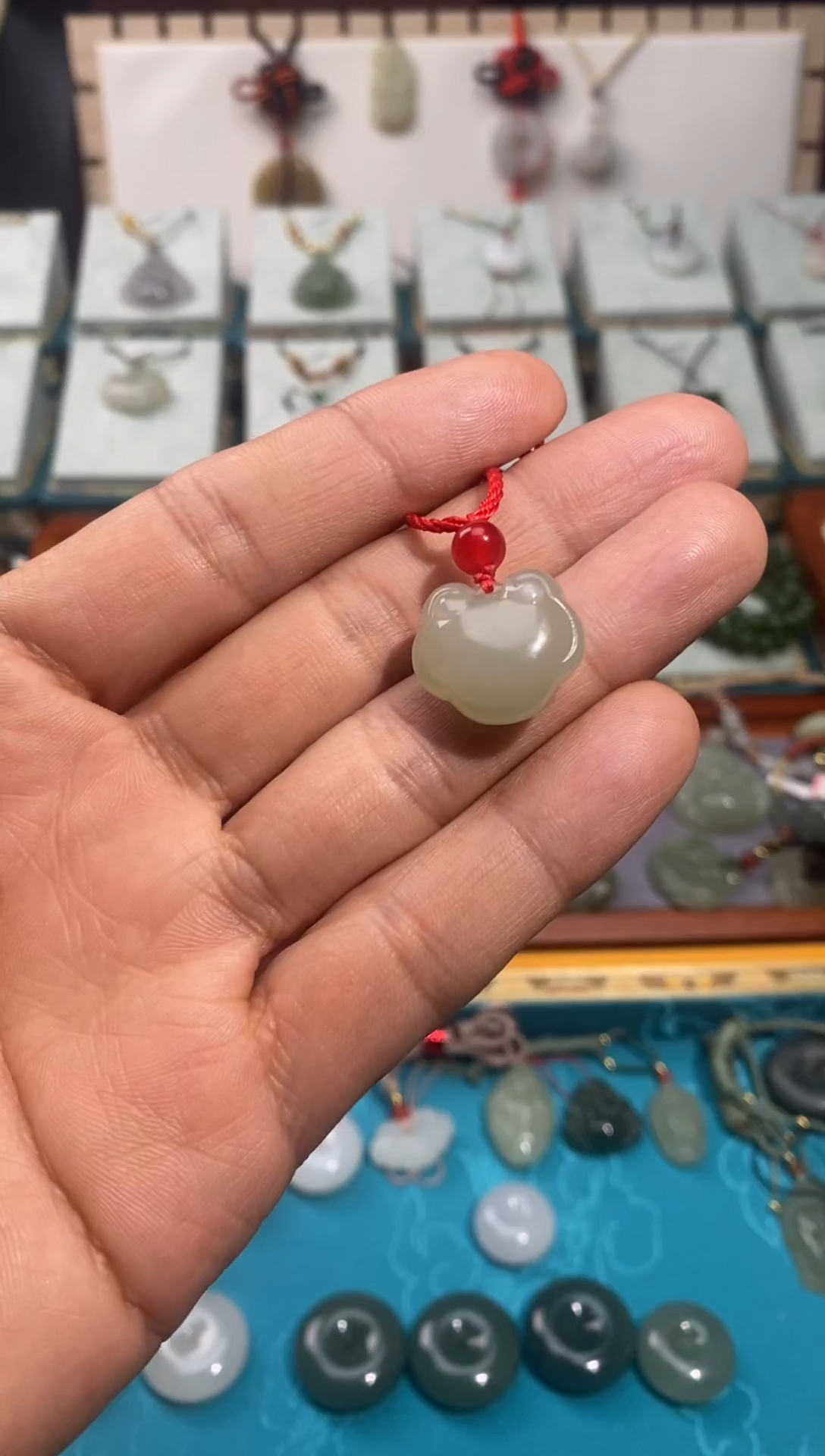 【闪购商品】和田玉颈饰未镶嵌宝宝锁