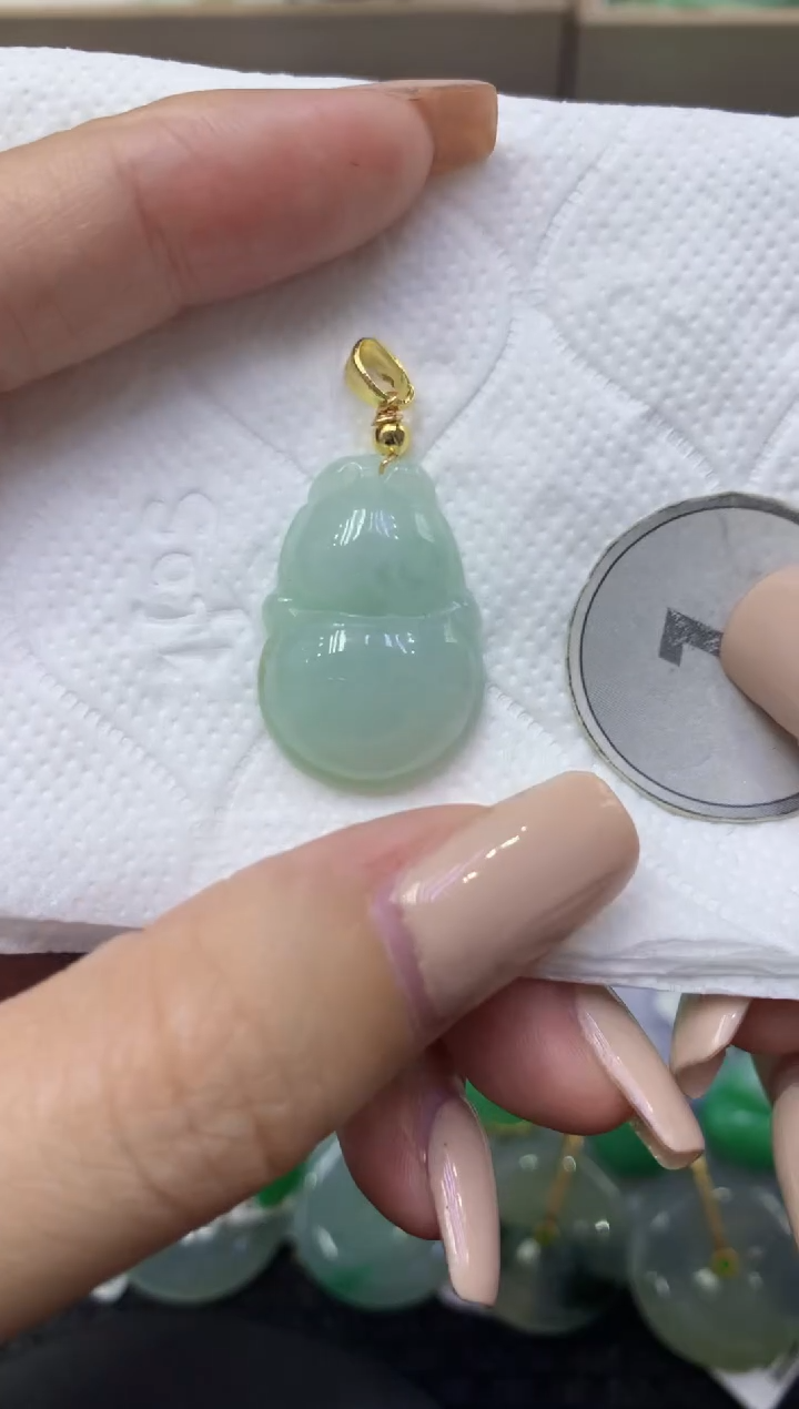 颈饰未镶嵌翡翠天然缅甸翡翠A货