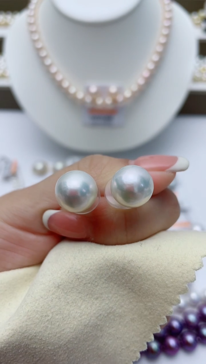 【闪购商品】淡水珍珠耳饰银S925镶嵌W3