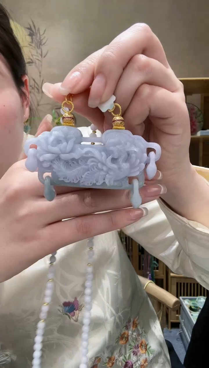 【闪购商品】翡翠颈饰未镶嵌吊坠