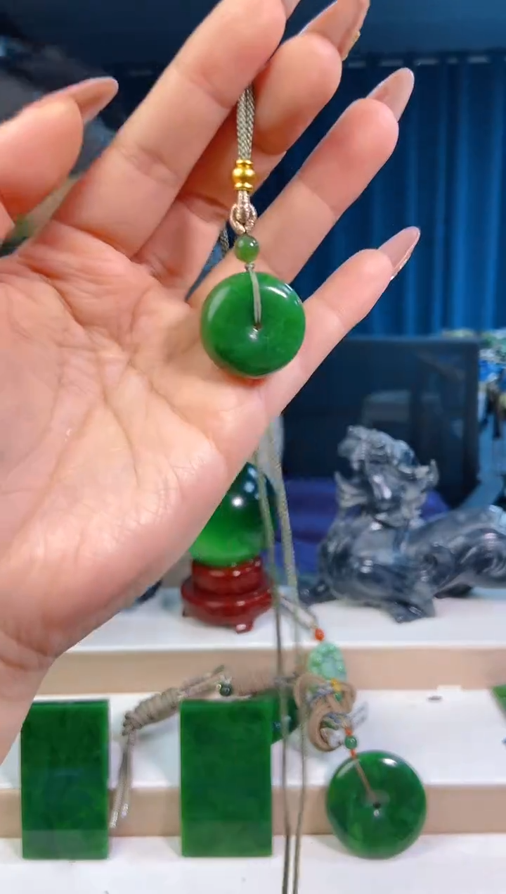 【闪购商品】和田玉挂件未镶嵌1